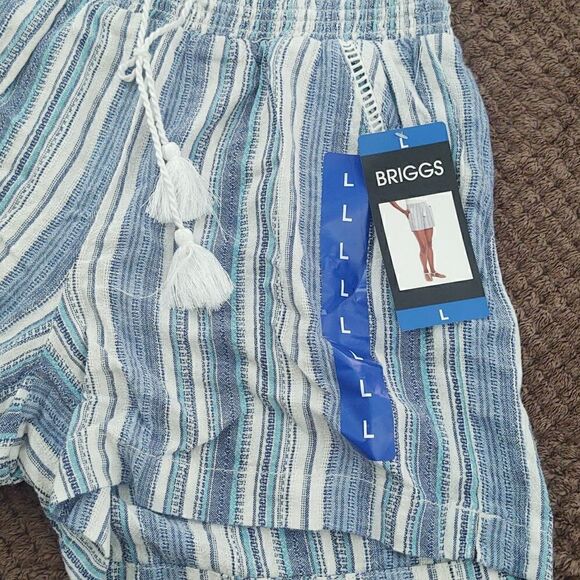 Briggs stripped Shorts  - Picture 2 of 6